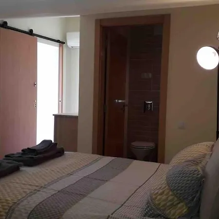 2floor Appt In W/ Shared Pool * بورغاو