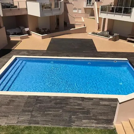 Apartament 2floor Appt In W/ Shared Pool Burgau